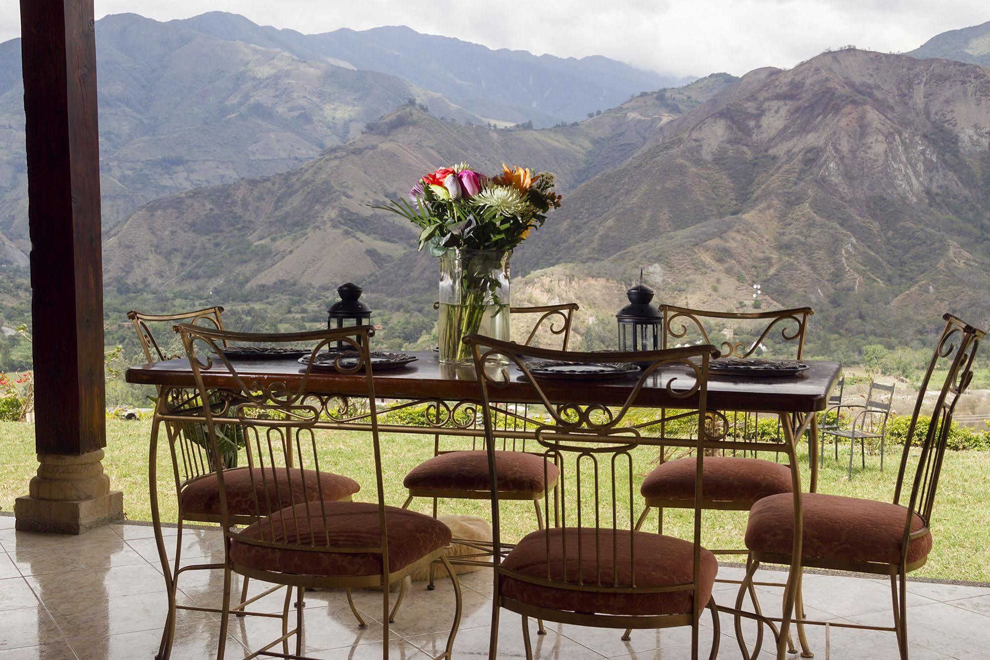 Villa Beatriz Lodge วิลกาบัมบา ภายนอก รูปภาพ